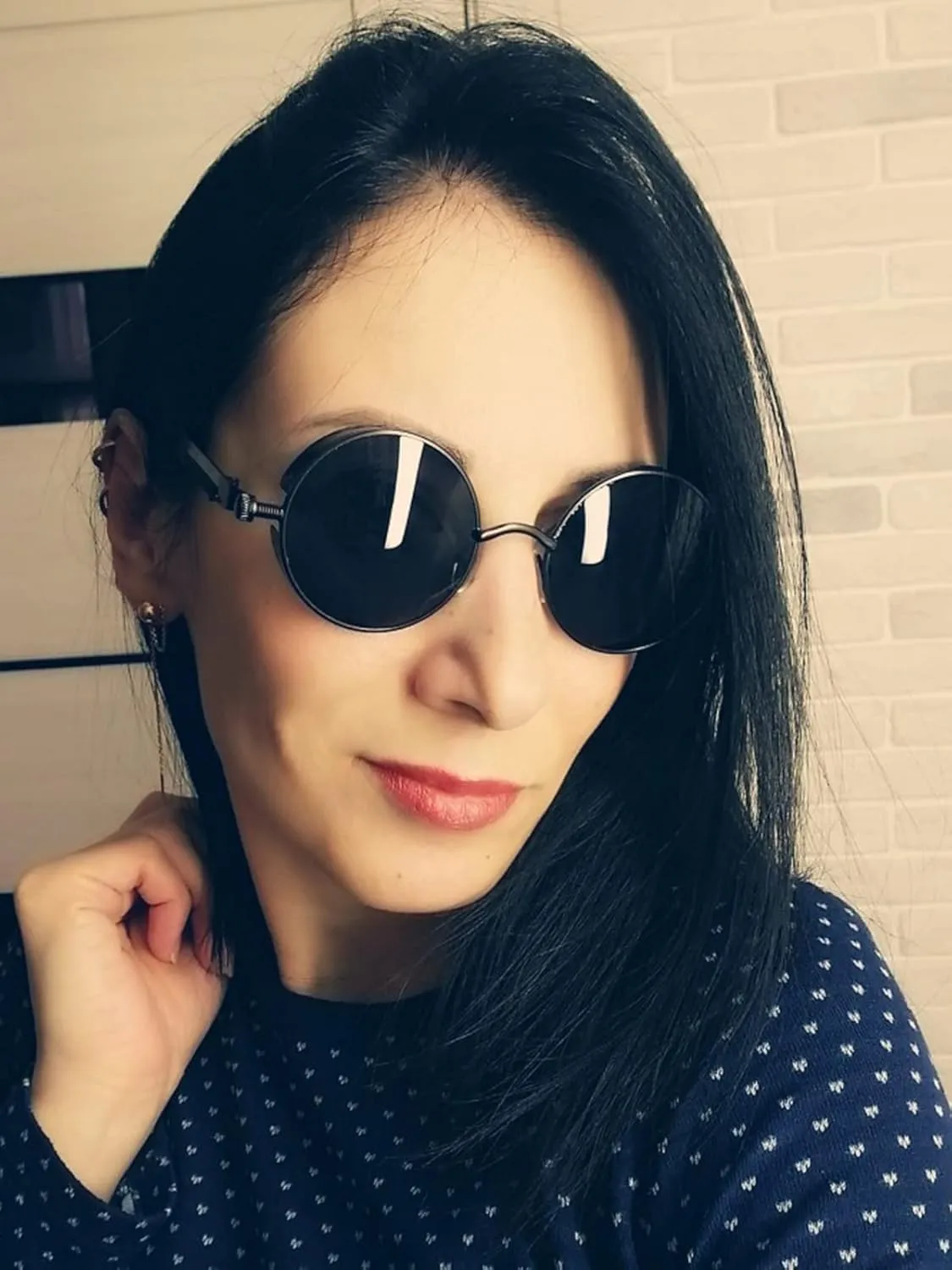 AIEYEZO Round Steampunk Sunglasses for Men Women Gothic Glasses Vintage Circle Metal Frame 100% UV Blocking Lens