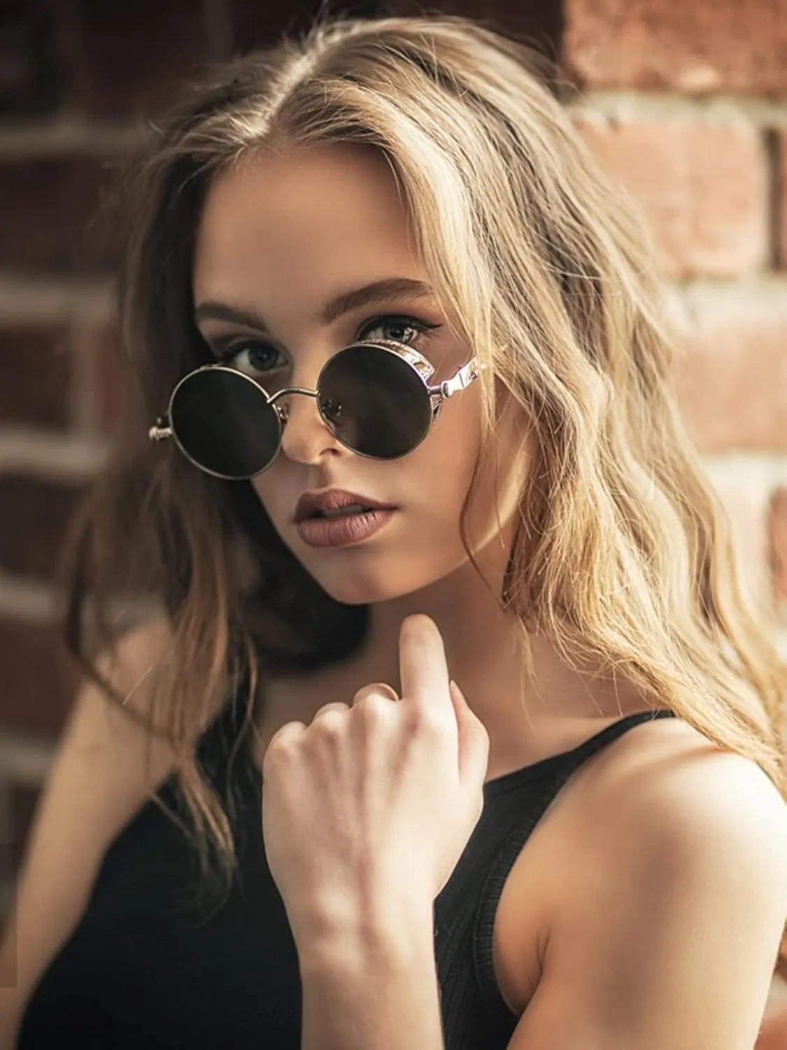AIEYEZO Round Steampunk Sunglasses for Men Women Gothic Glasses Vintage Circle Metal Frame 100% UV Blocking Lens