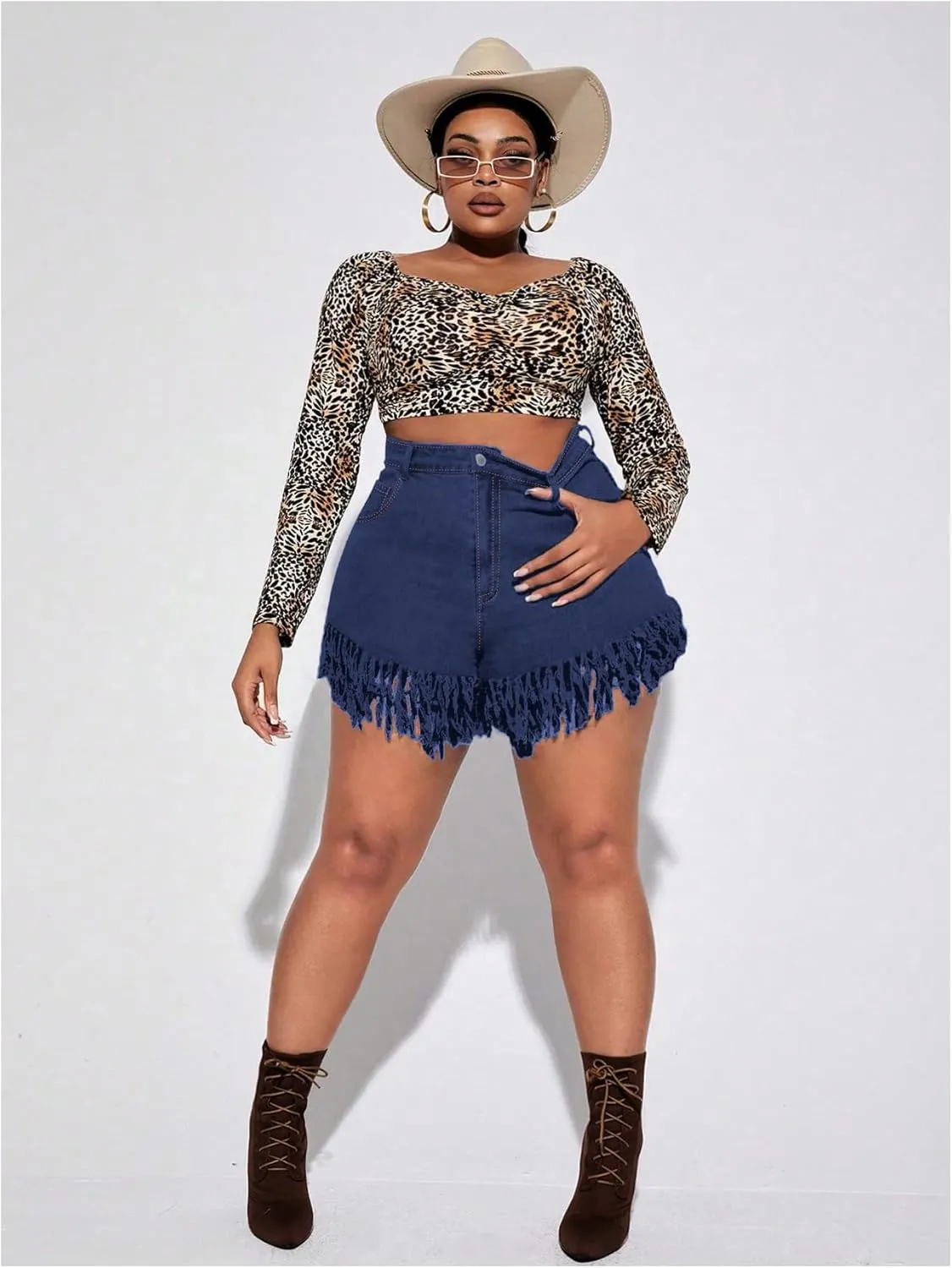 Floerns Women's Plus Size High Waist Zipper Fly Fringe Denim Shorts with Pocket