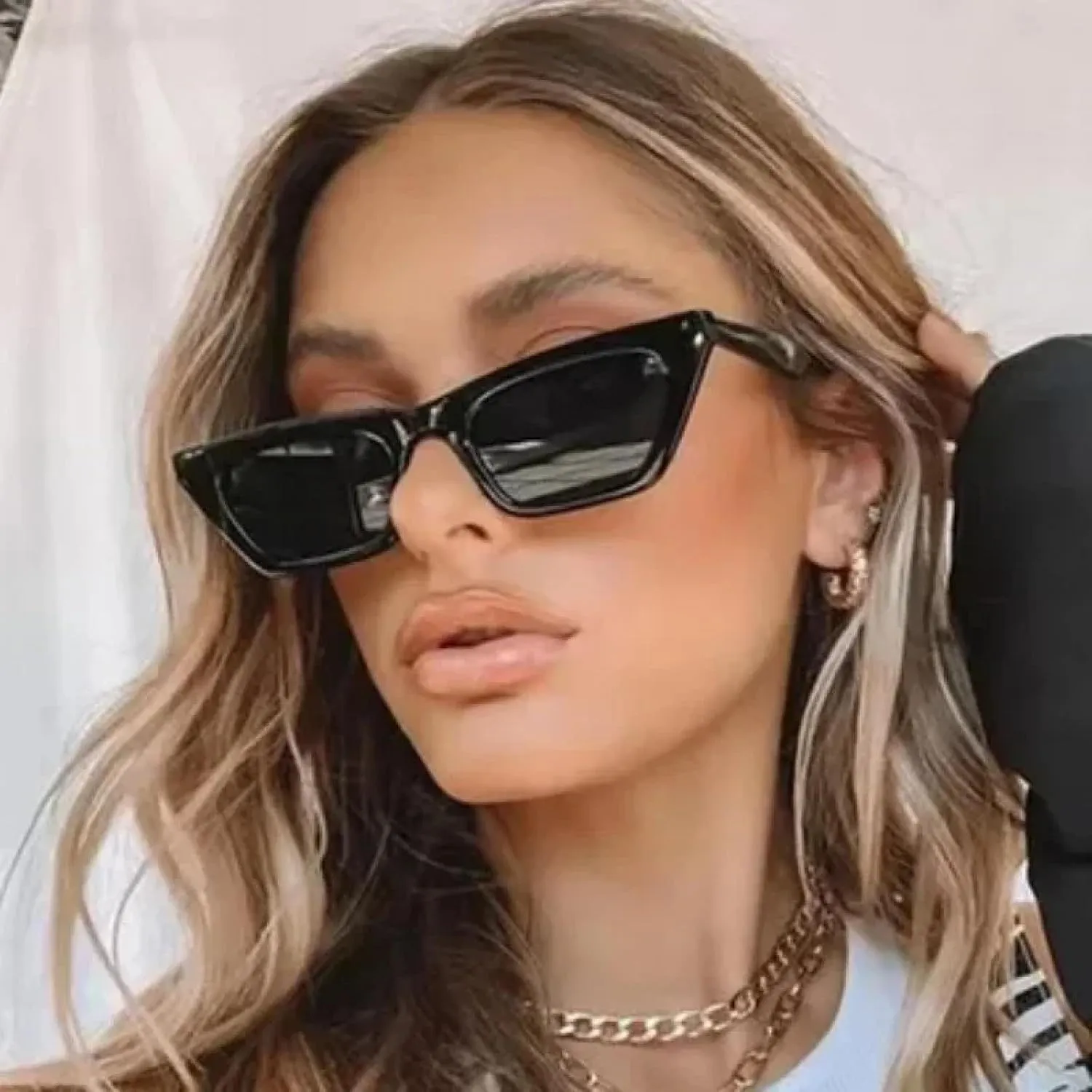 Vintage Cat Eye Sunglasses Woman Fashion Black Shades Female Frame Mirror