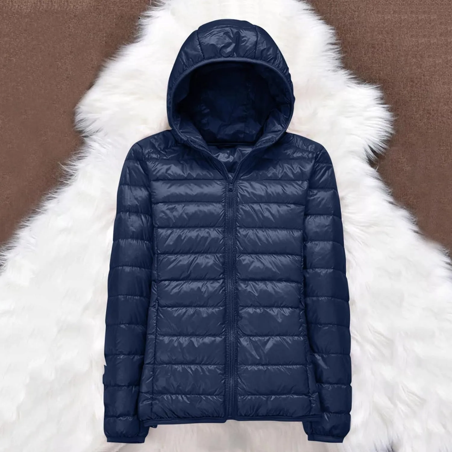 Women's Lightweight Jackets Zipper Hooded Packable Short Down Jackets Winter Quilted Puffer Outwear with Pockets